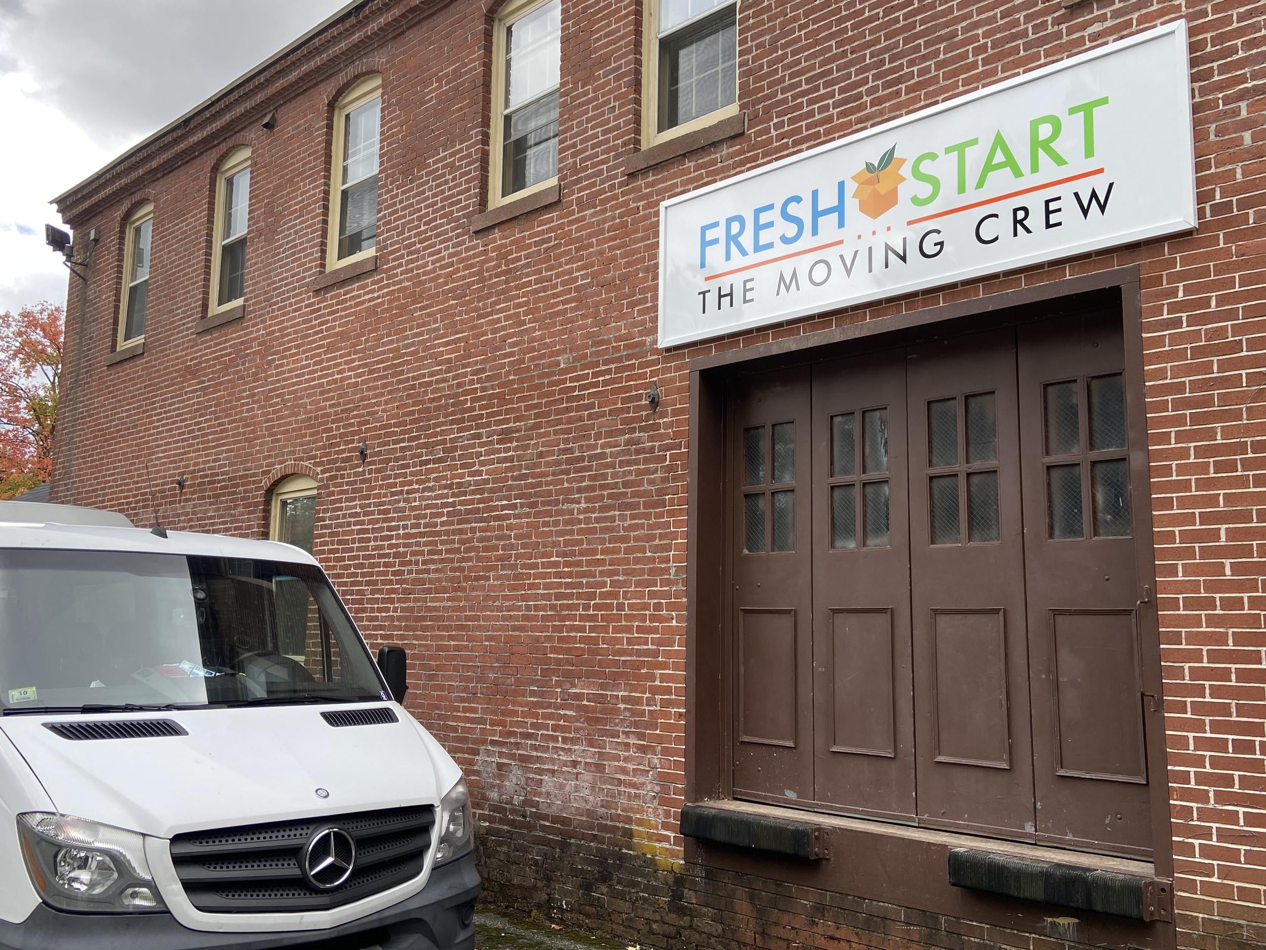 Professional Cranston, MA mattress movers Quick and easy mattress moving in Cranston, MA